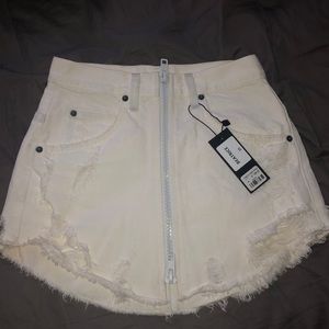 NWT White Carmar Beatrice Skirt